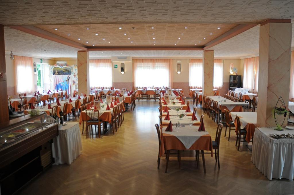 Albergo Alla Torre Siegler Im Thurm 메라노 외부 사진