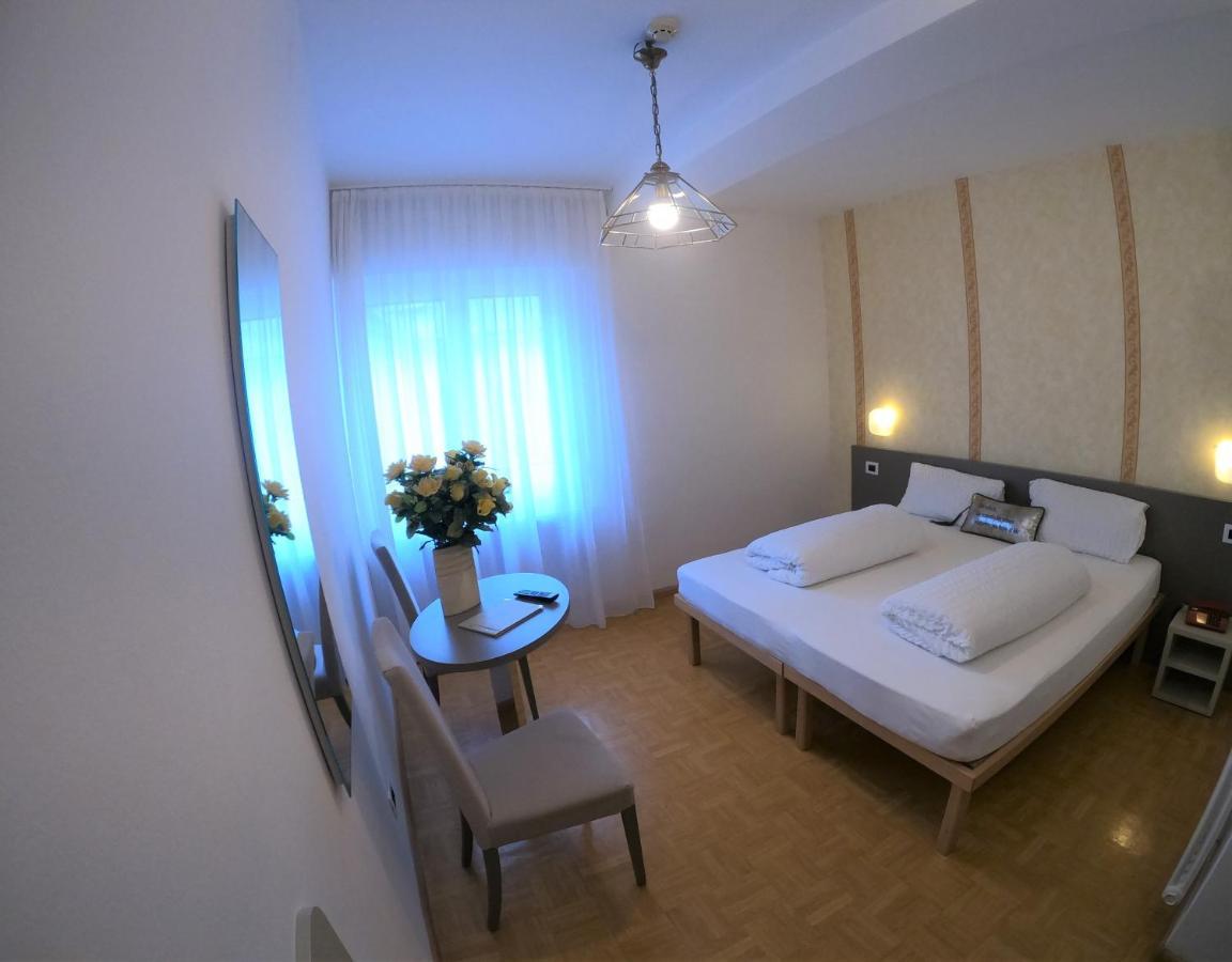 Albergo Alla Torre Siegler Im Thurm 메라노 외부 사진