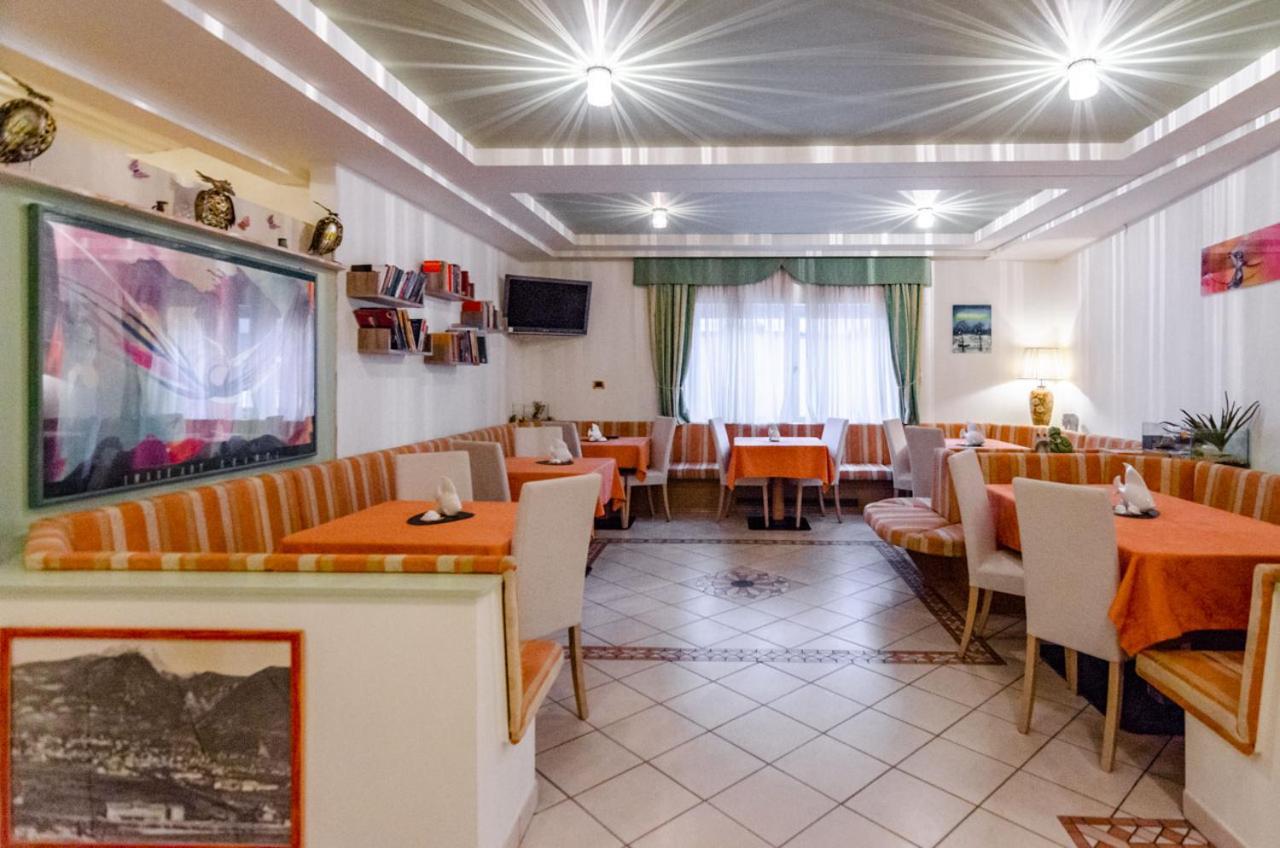 Albergo Alla Torre Siegler Im Thurm 메라노 외부 사진